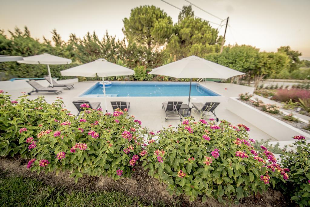 קריופיגי Pleiades Boutique Villas מראה חיצוני תמונה